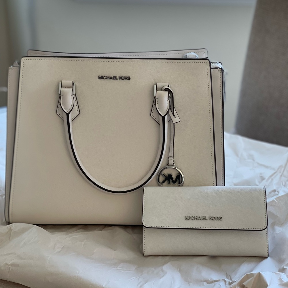 Michael Kors purse and wallet